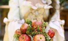 Fruchtüberraschung: Lernen zu geben ... Äpfel, wie man ein Blumenstrauß Äpfel und Blumen herstellt