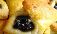 Puff pastry puffs with jam Apple jam puffs